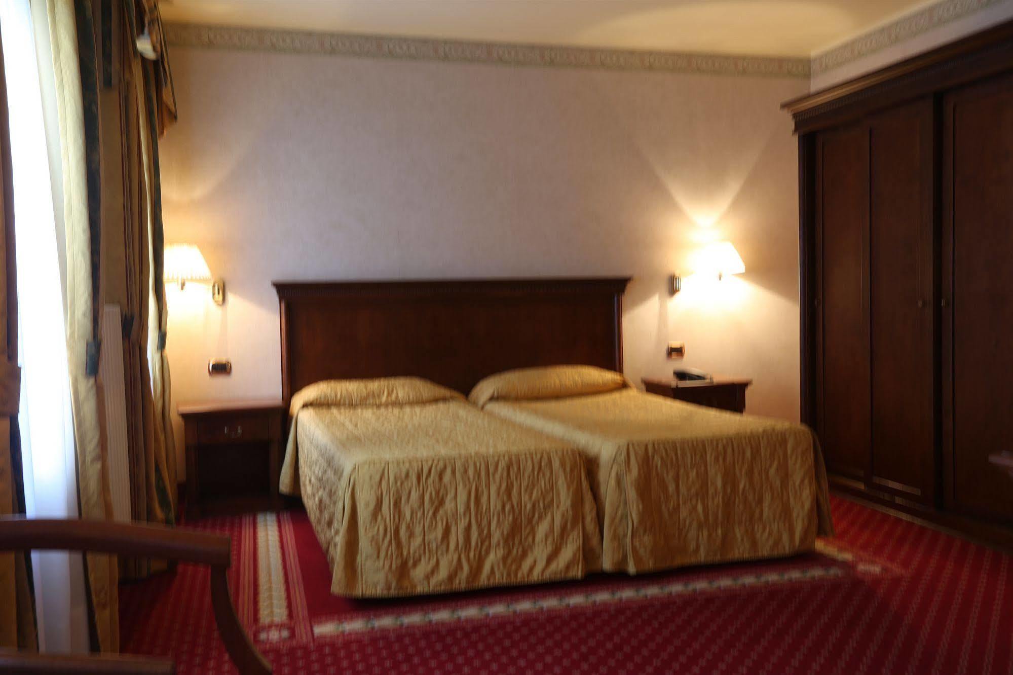 Belvedere Hotel 4*